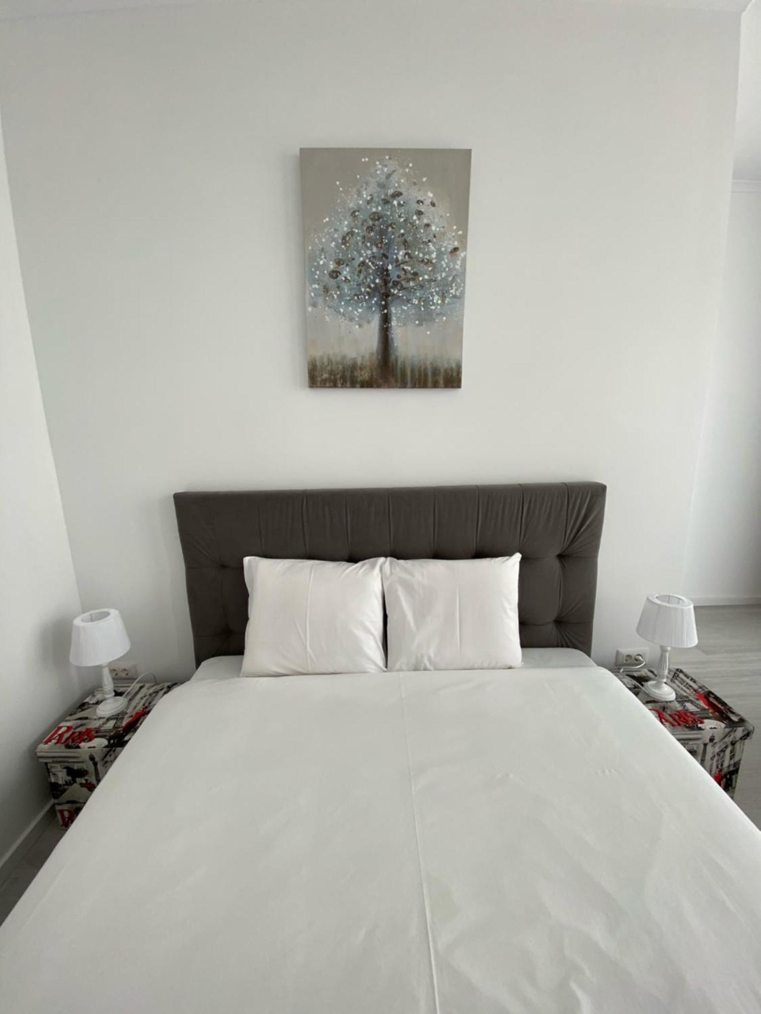 Maritimo Aparthotel Constanta Phòng bức ảnh