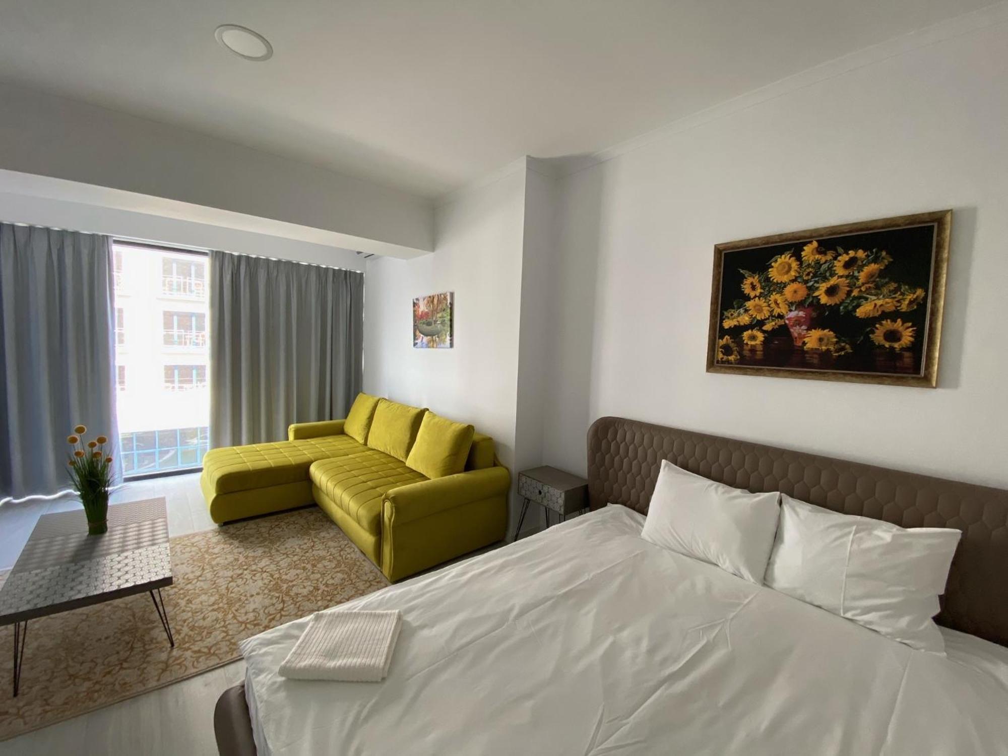 Maritimo Aparthotel Constanta Phòng bức ảnh