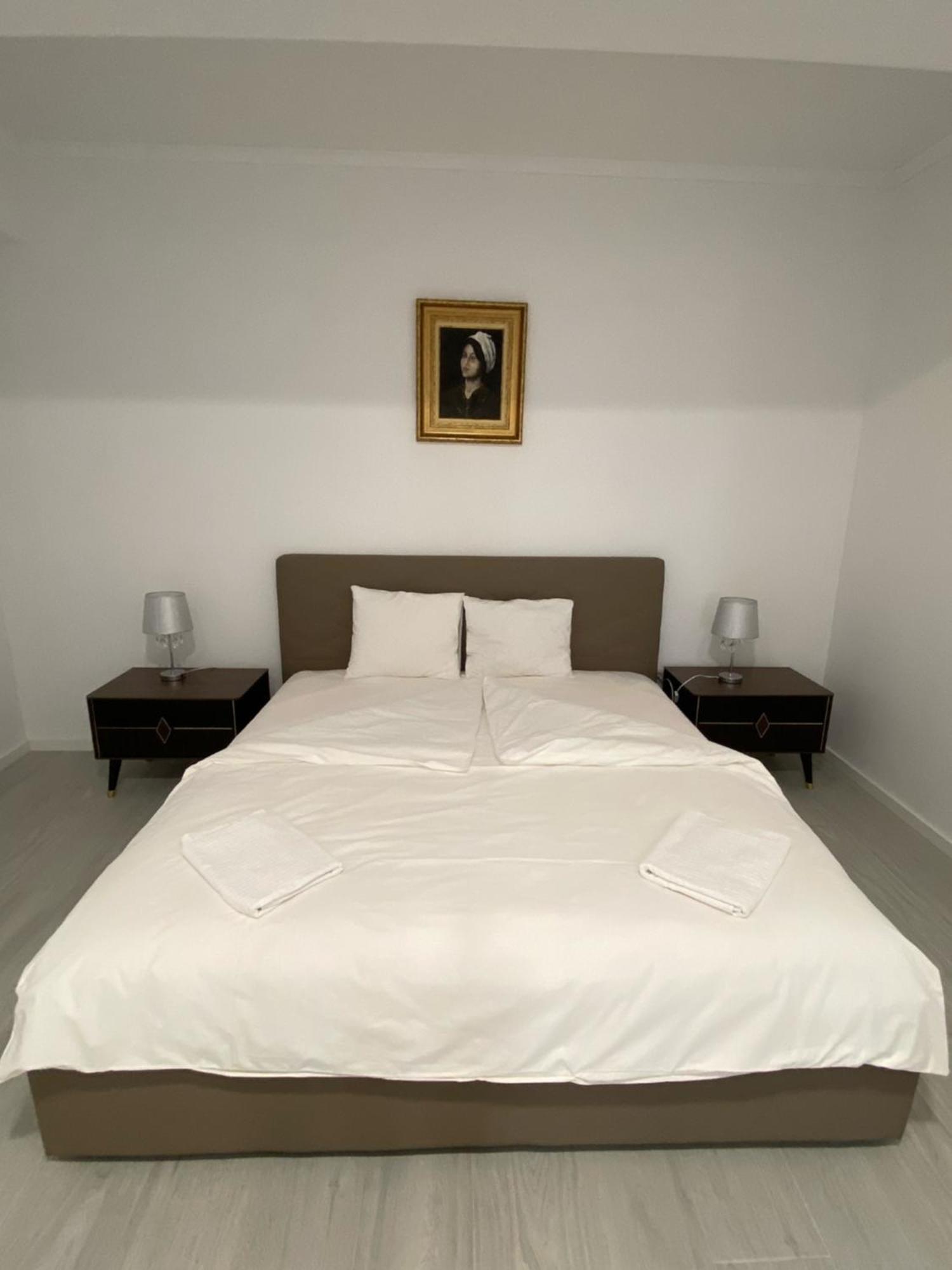 Maritimo Aparthotel Constanta Phòng bức ảnh