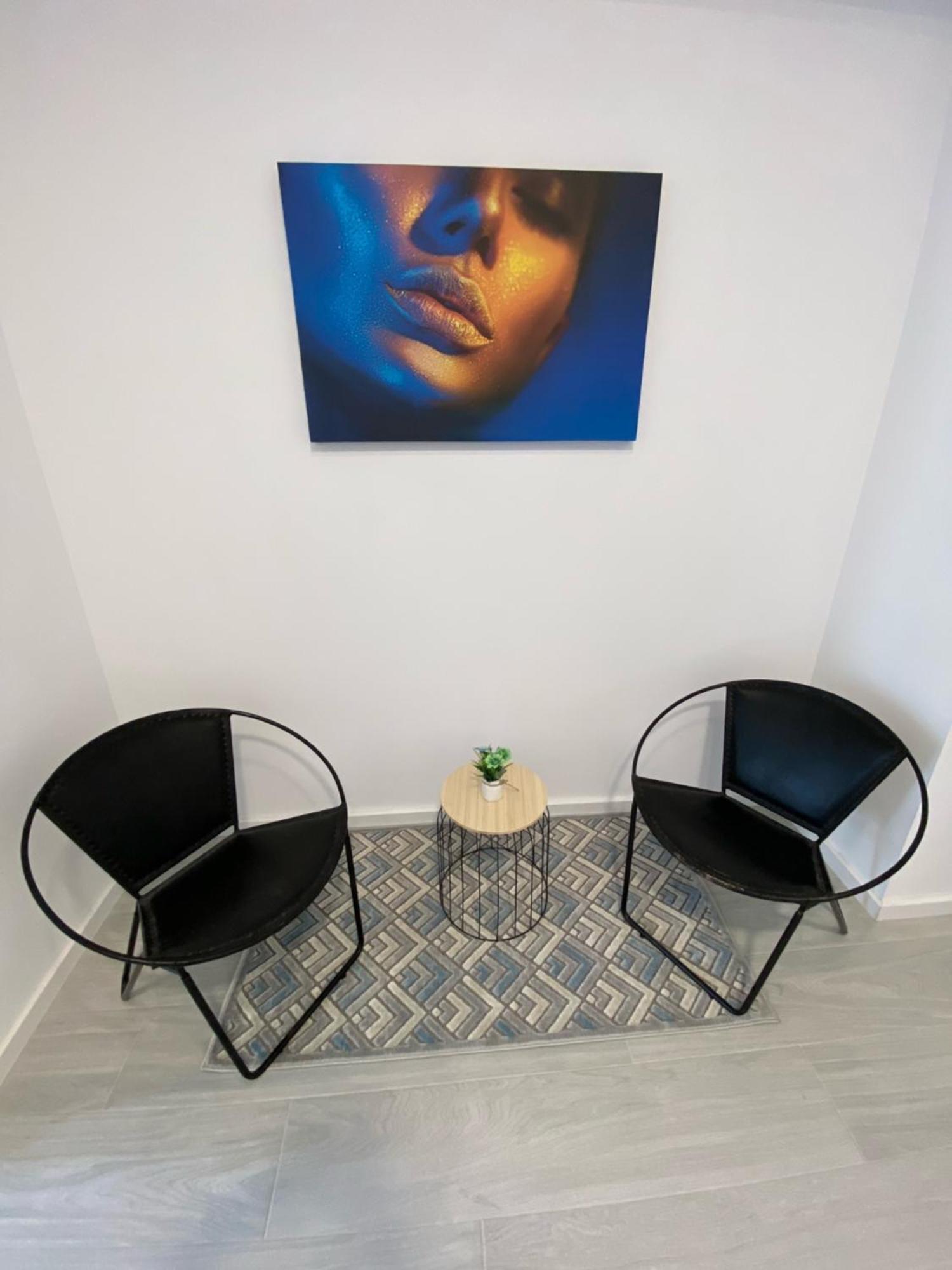 Maritimo Aparthotel Constanta Phòng bức ảnh